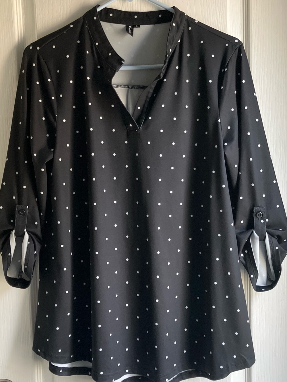 Zattcus black & white polka dot blouse with 3/4 sleeves L